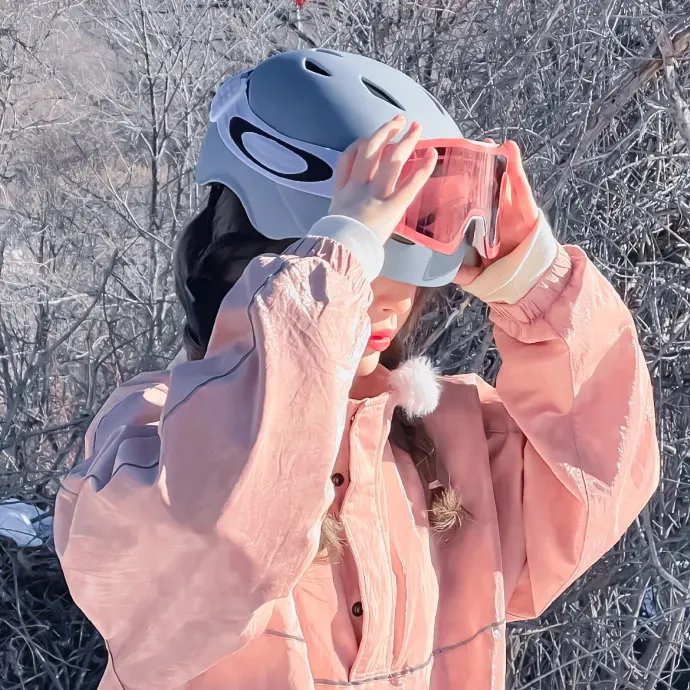 火山少女的爱愁